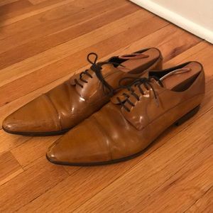 Men’s Dolce & Gabbana dress shoes - size EU 8